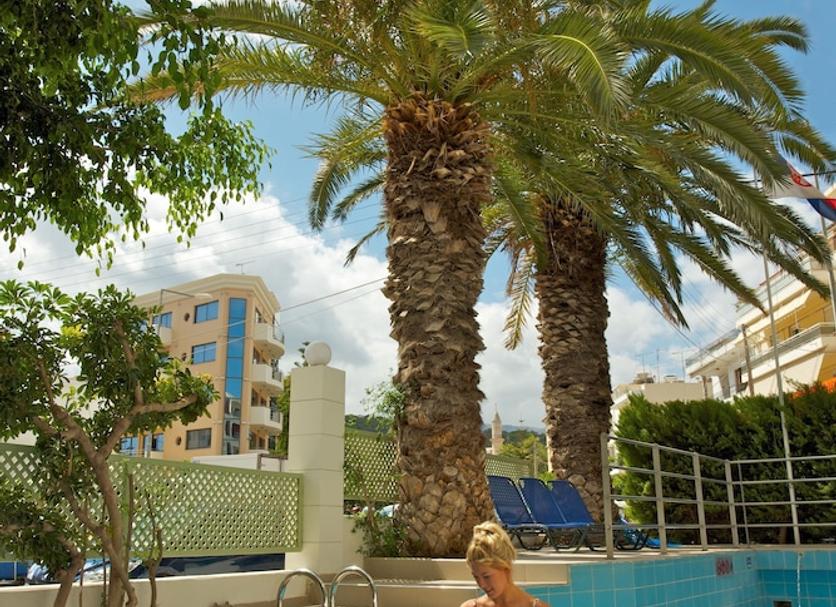 Kolam Foto