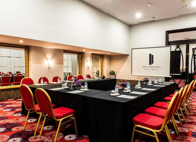 Ruang konferensi Foto