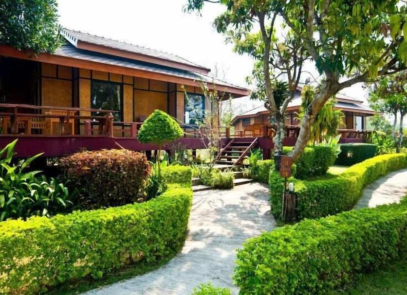 Pemandangan luar Foto