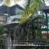 Pemandangan luar