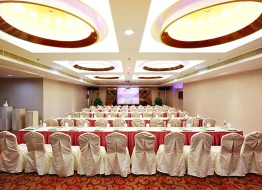 Ruang konferensi Foto