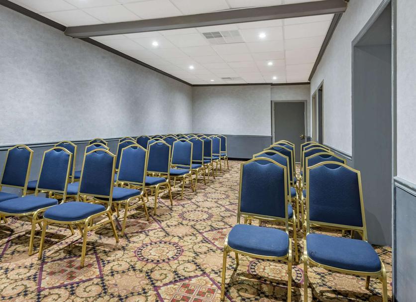 Ruang konferensi Foto