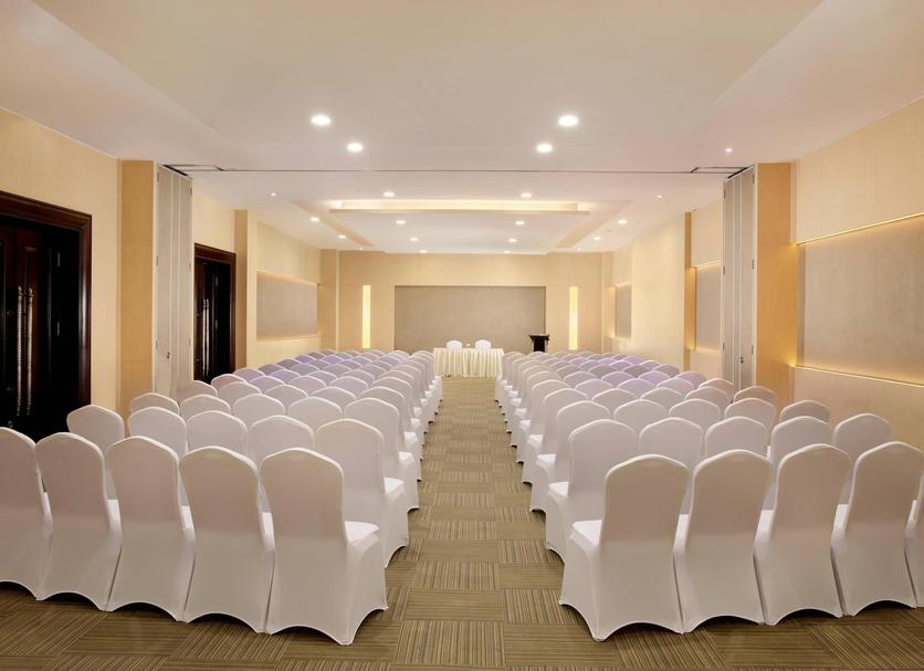 Ruang konferensi Foto