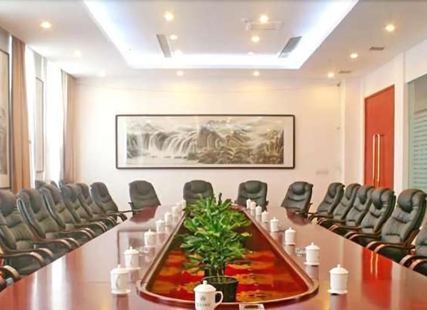 Ruang konferensi Foto