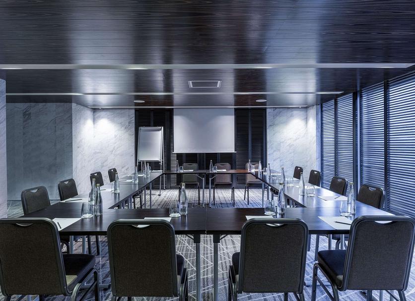Ruang konferensi Foto