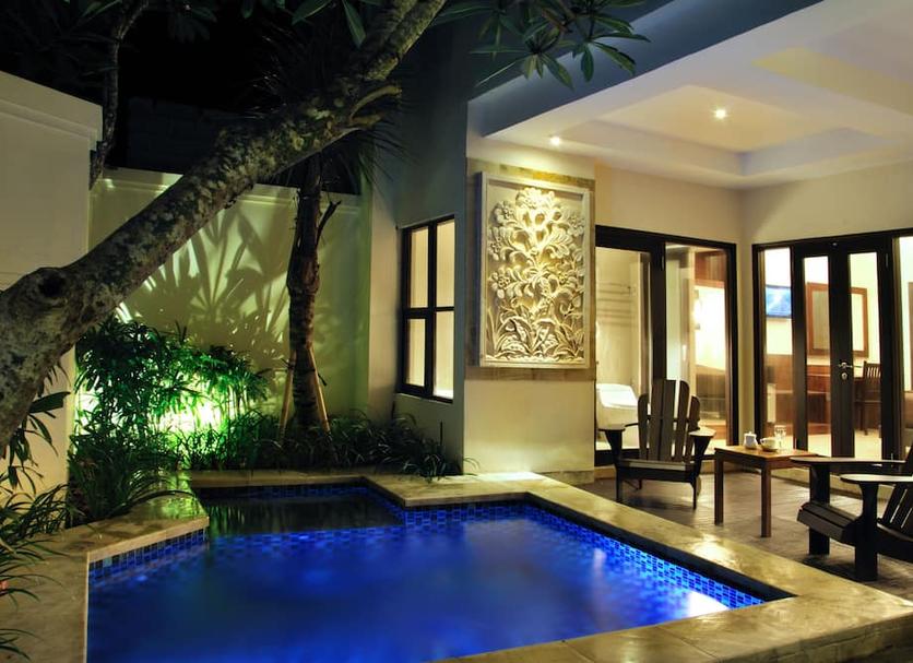 Kolam Foto