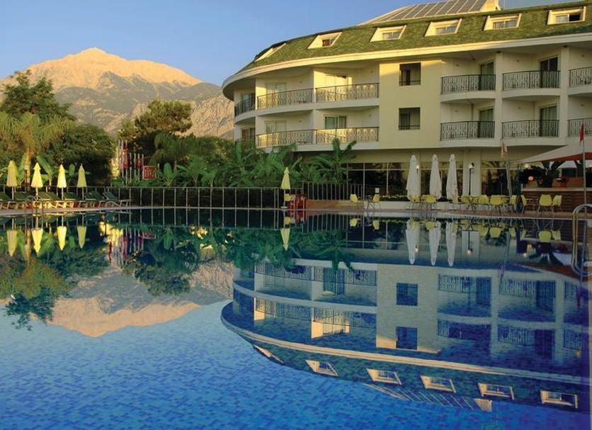 Kolam Foto