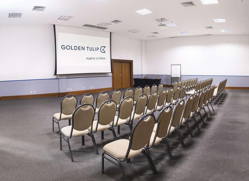 Ruang konferensi Foto