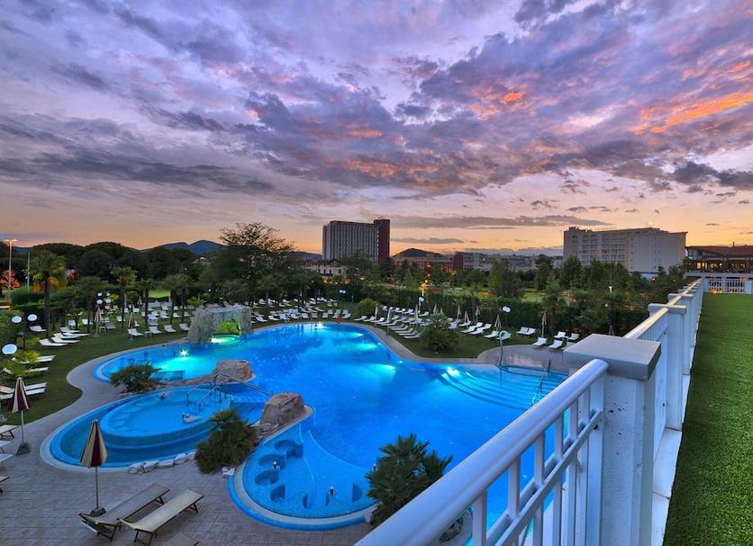 Kolam Foto