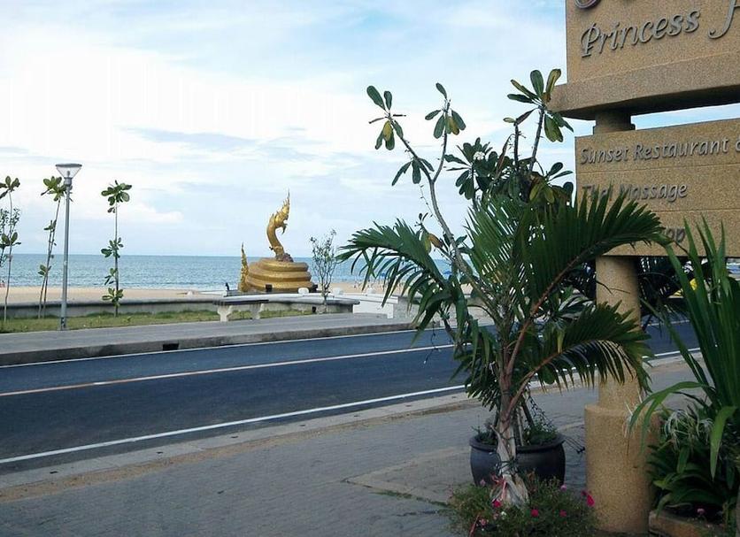 Pemandangan luar Foto