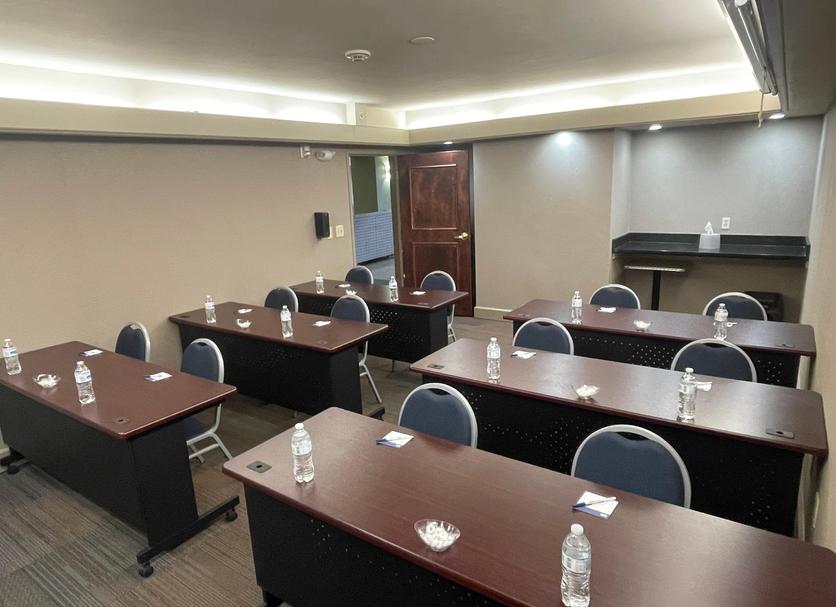 Ruang konferensi Foto