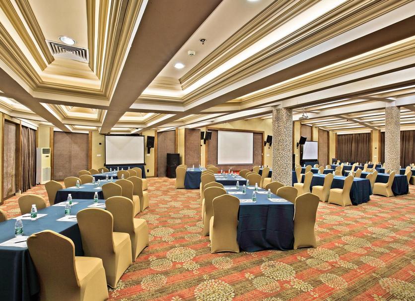 Ruang konferensi Foto