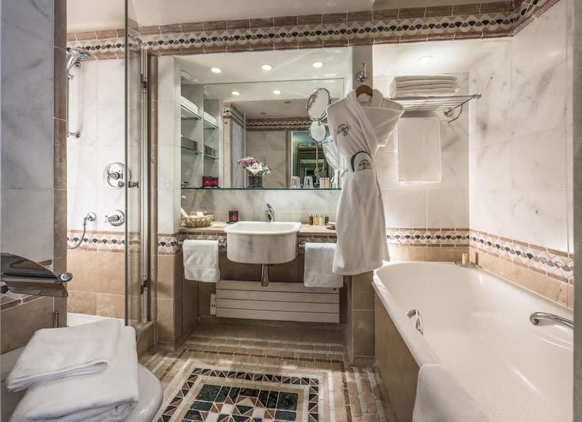 Kamar Mandi Foto