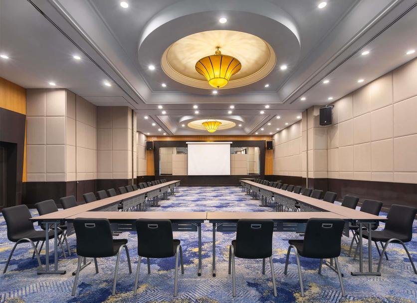 Ruang konferensi Foto
