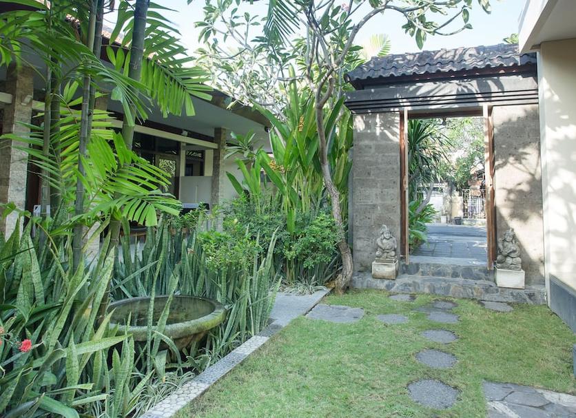Pemandangan luar Foto