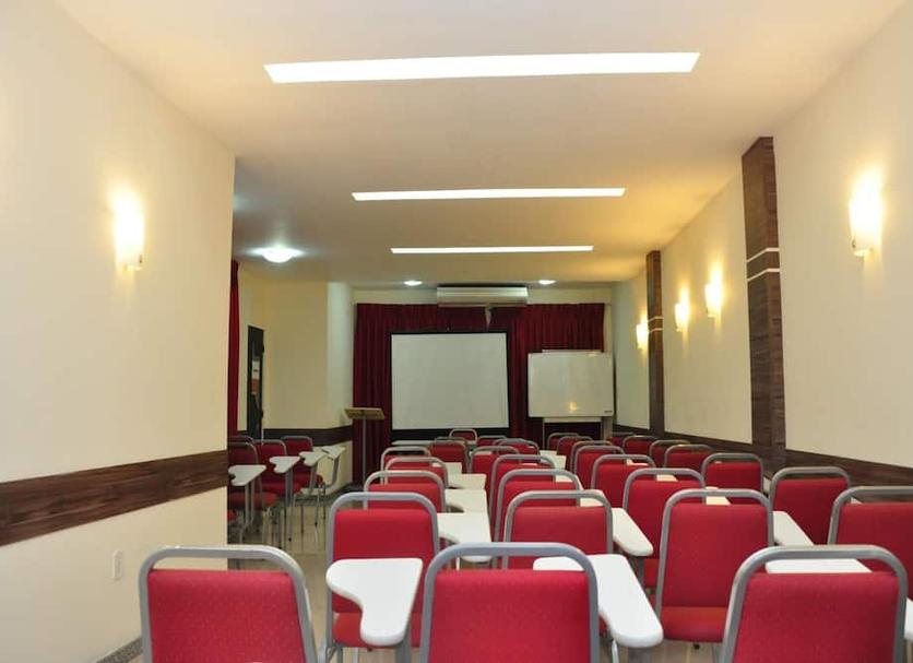 Ruang konferensi Foto