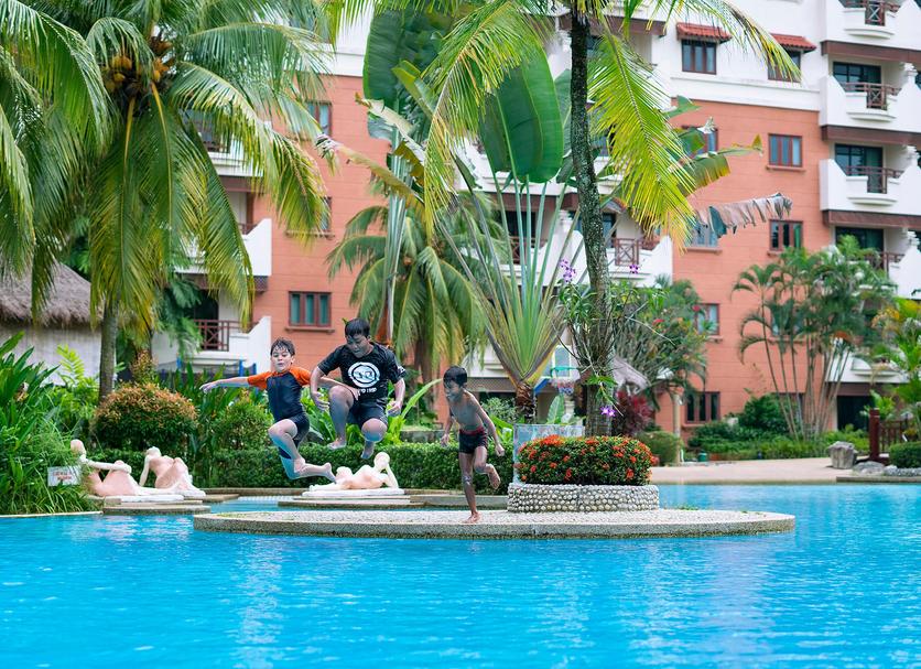 Kolam Foto