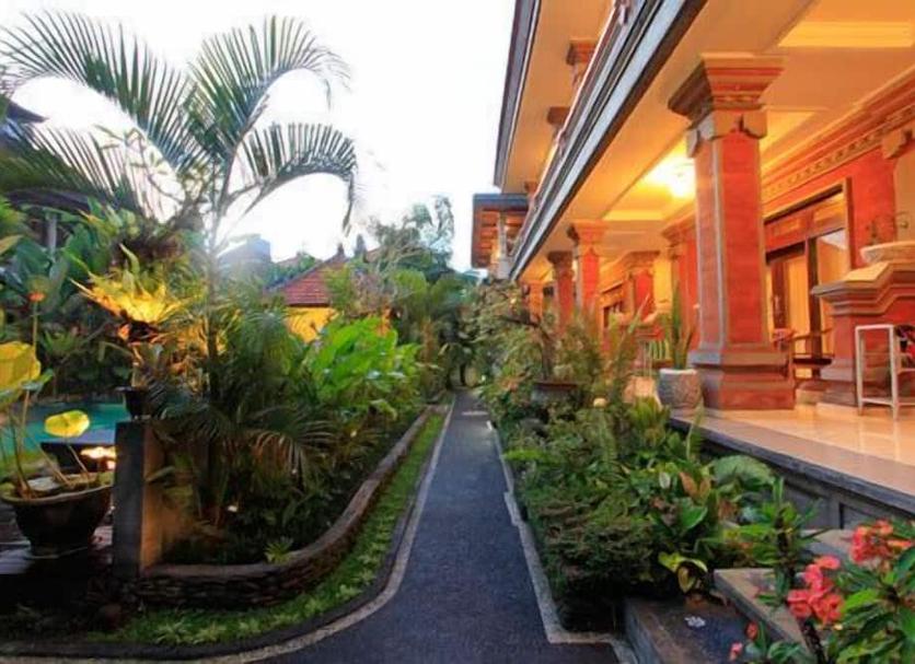 Pemandangan luar Foto