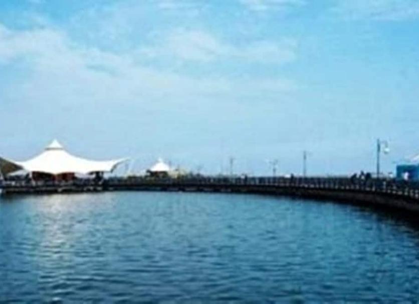 Pemandangan luar Foto