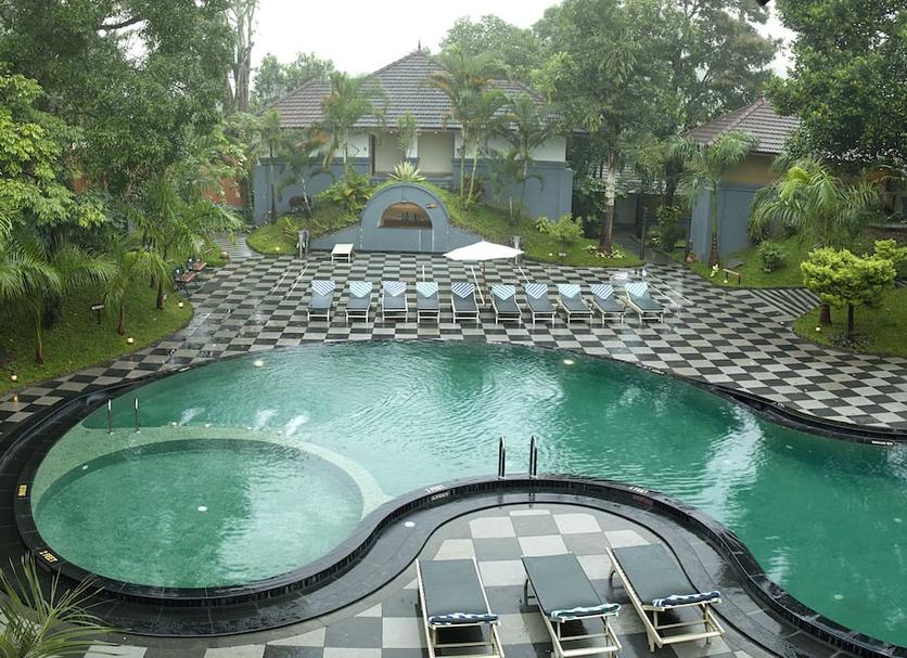 Kolam Foto