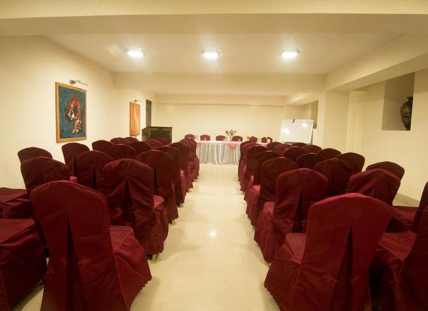 Ruang konferensi Foto