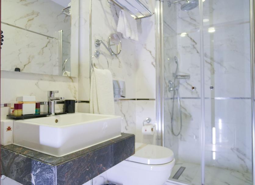 Kamar Mandi Foto