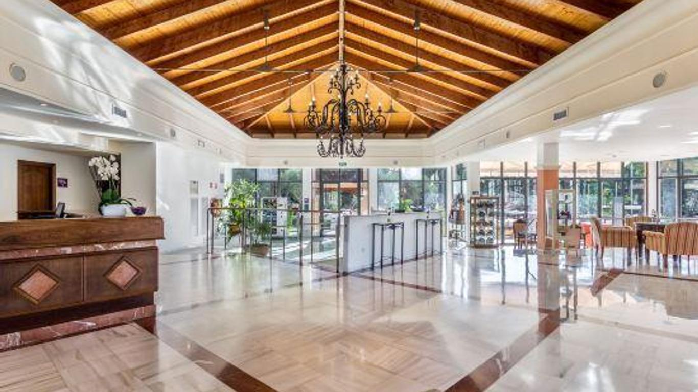 Vell Mari Hotel & Resort
