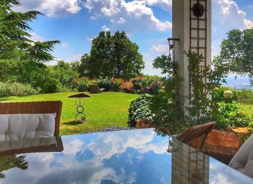 Pemandangan luar Foto
