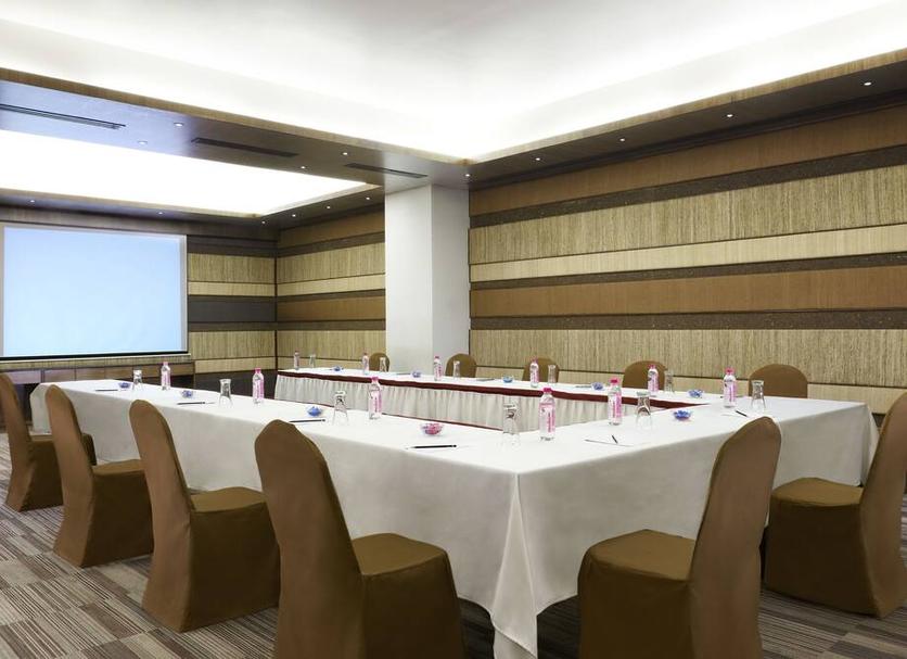 Ruang konferensi Foto
