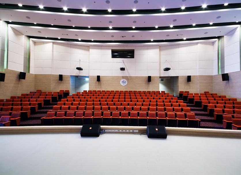 Ruang konferensi Foto