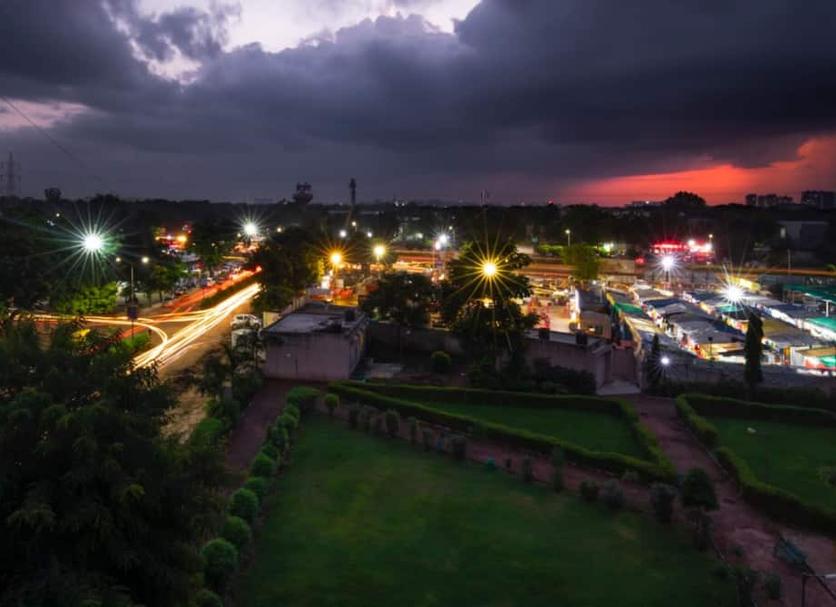 Pemandangan luar Foto