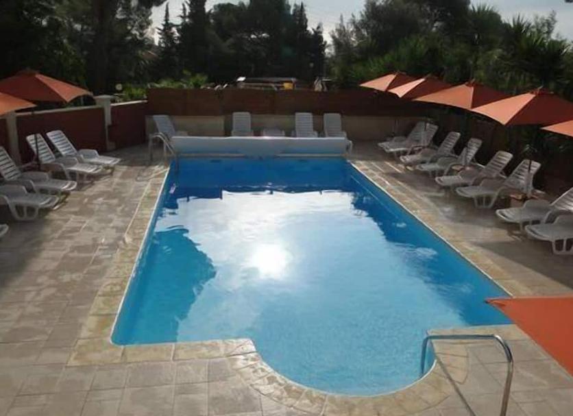 Kolam Foto