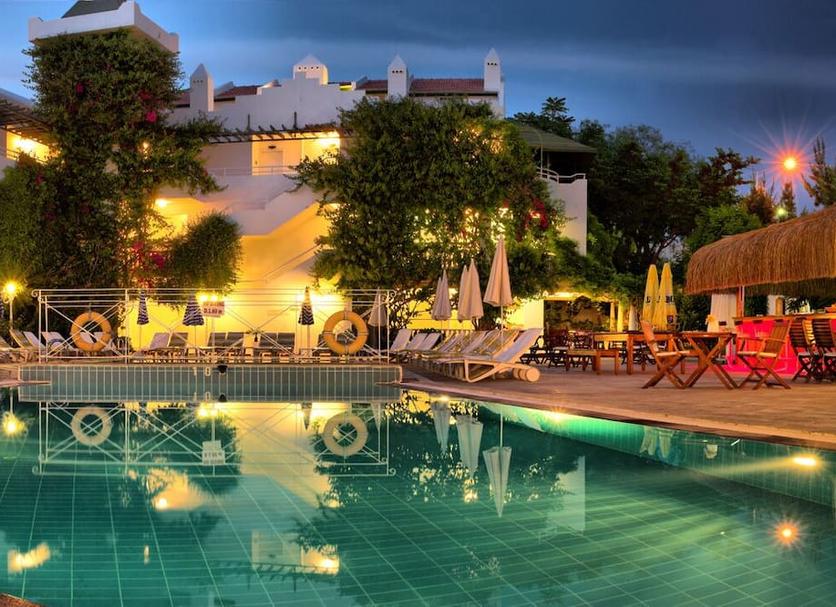 Kolam Foto