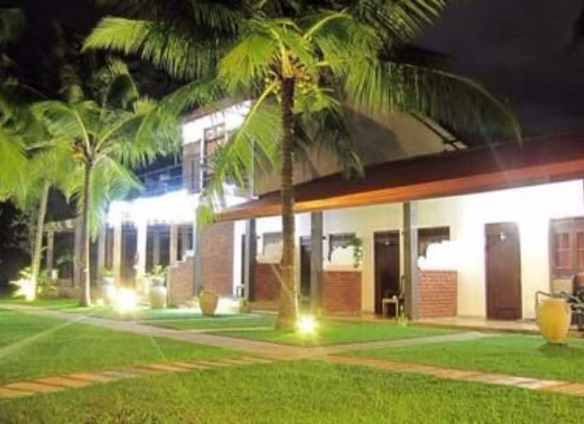 Pemandangan luar Foto