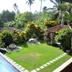 Pemandangan luar
