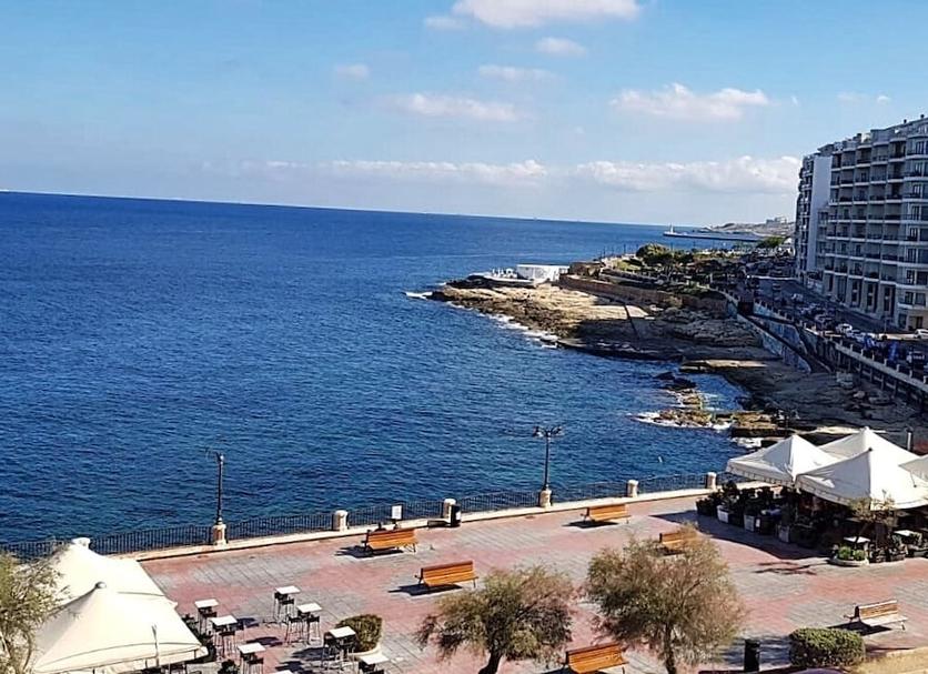 Serambi Foto