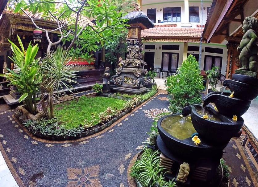 Pemandangan luar Foto