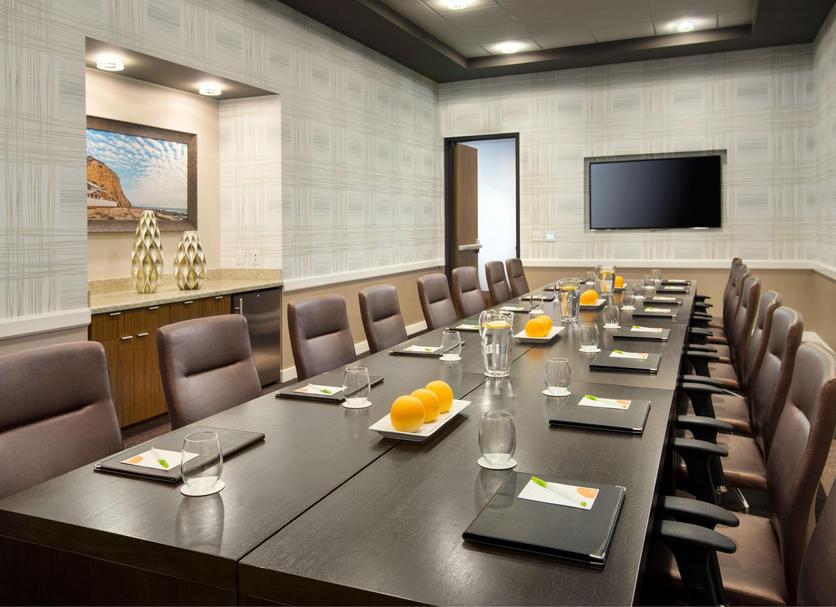 Ruang konferensi Foto