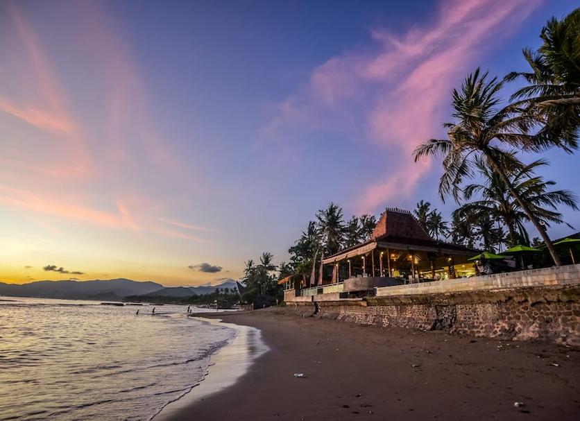 Pemandangan luar Foto