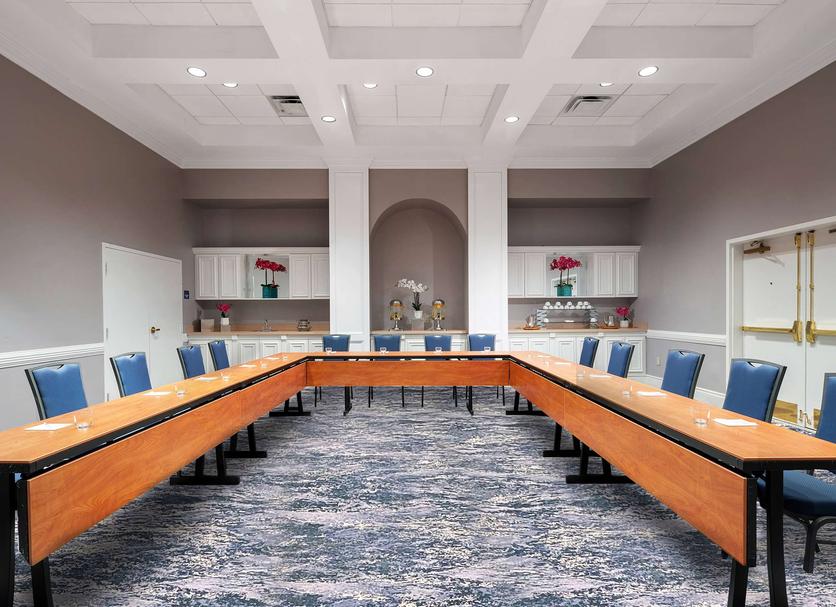 Ruang konferensi Foto