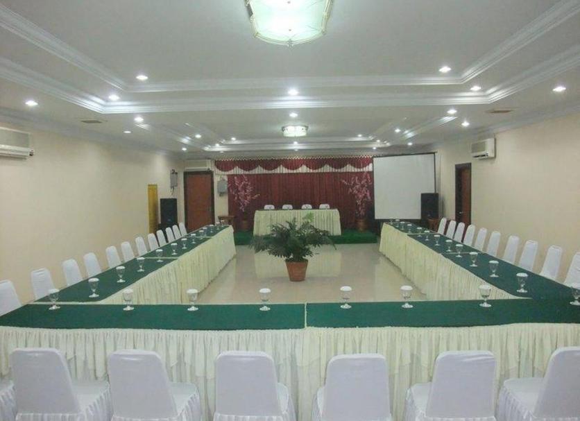 Ruang konferensi Foto