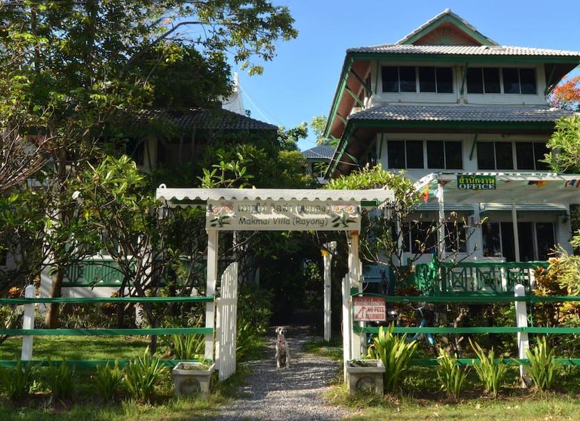Pemandangan luar Foto