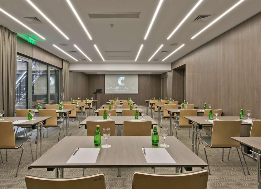 Ruang konferensi Foto