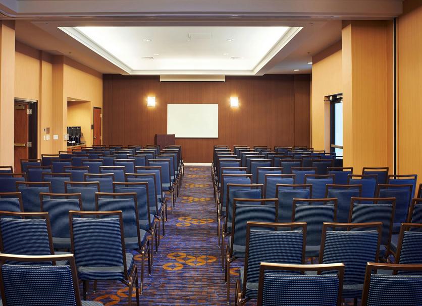 Ruang konferensi Foto