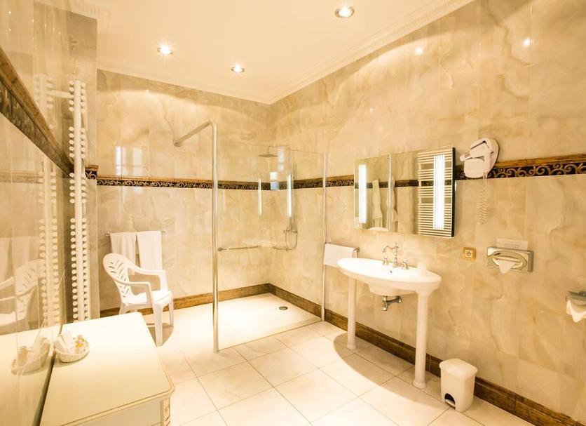 Kamar Mandi Foto