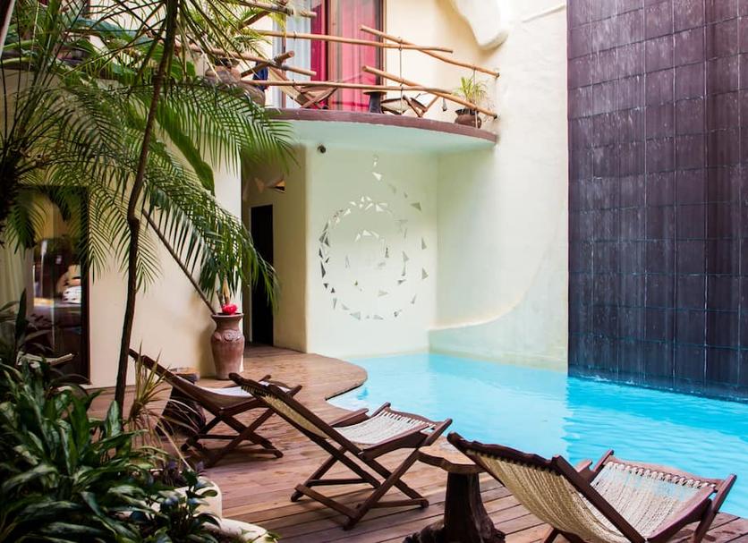 Kolam Foto
