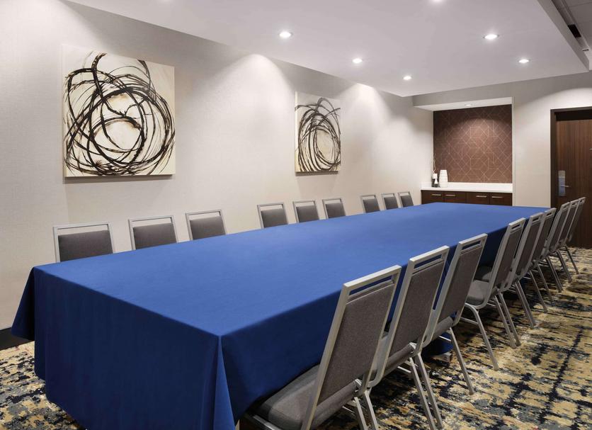 Ruang konferensi Foto
