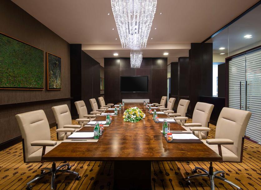 Ruang konferensi Foto