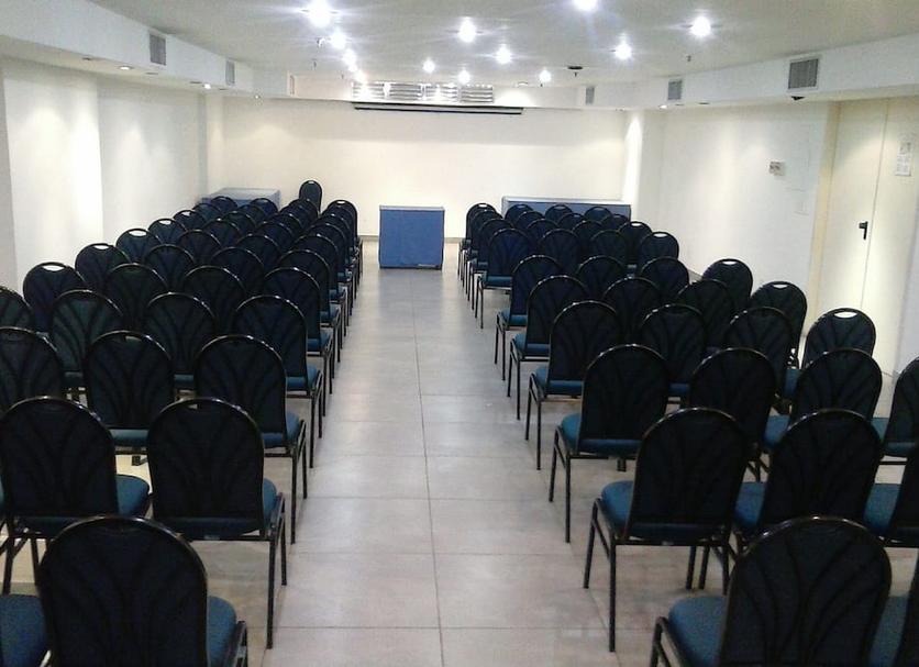 Ruang konferensi Foto