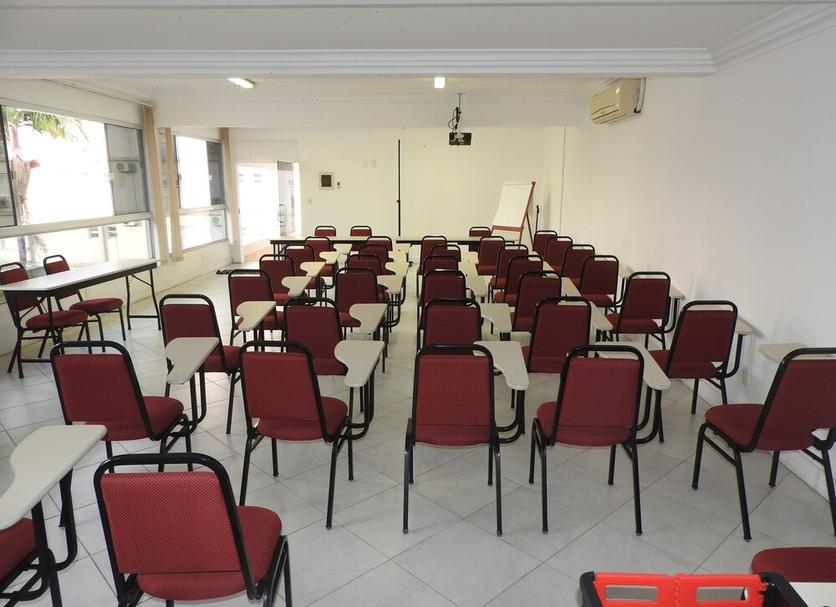 Ruang konferensi Foto